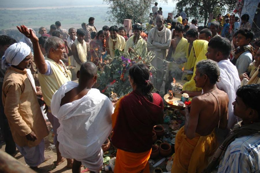 धार्मिक