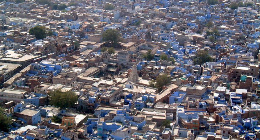 नीला